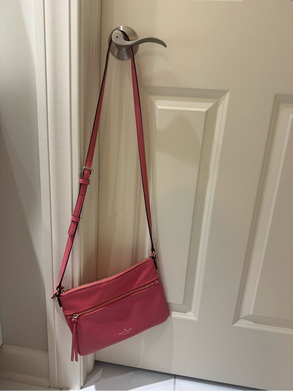 Kate Spade Leather Crossbody bag